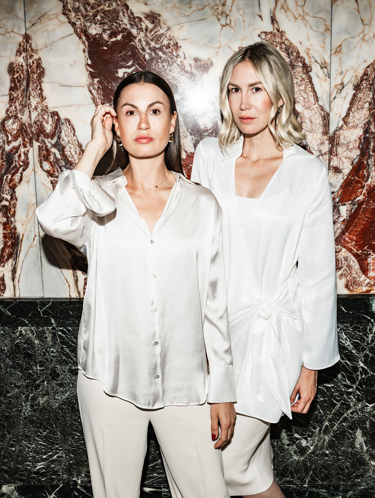 SISTER ACT Public Relations_vlnr. Lisa Haider, Nina Haider (c) Onur Fiore_01