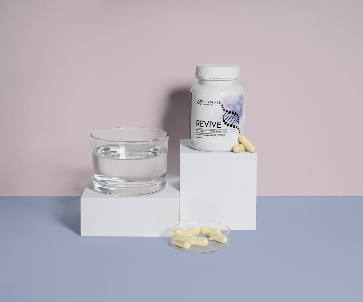 Never Age Nutrition_REVIVE_4_(c) Elena Soroka_EUR 49,90