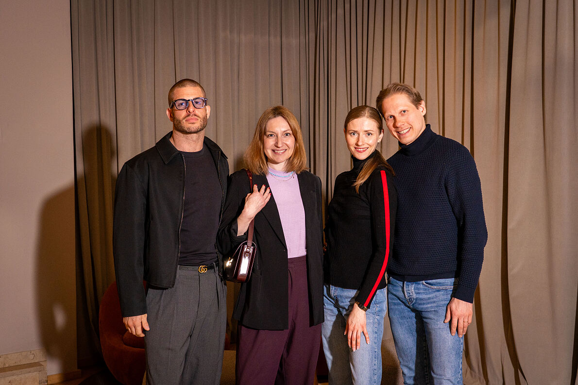 Upside Down Town Hotel – Neue Post__vlnr. Max Ortner, Julia Jelinek, Olga Esina, Kirill Kourlaev_©momayer2141