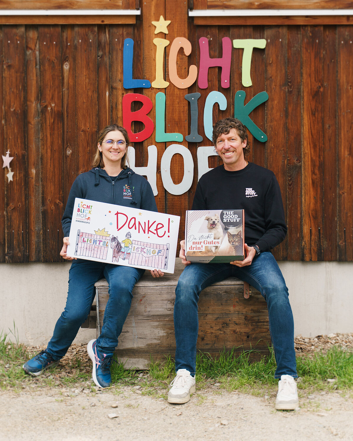 THE GOODSTUFF spendet einen Jahresvorrat Katzenfutter an den Lichtblickhof (c) Leon Moik_4