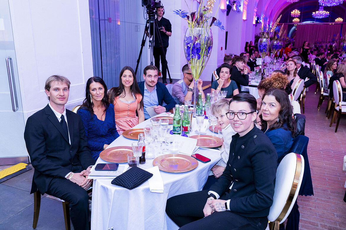 Tourismusstars 2026 #very.austria_Upside Down Town Hotel – Neue Post_(c) Stefan Joham_2