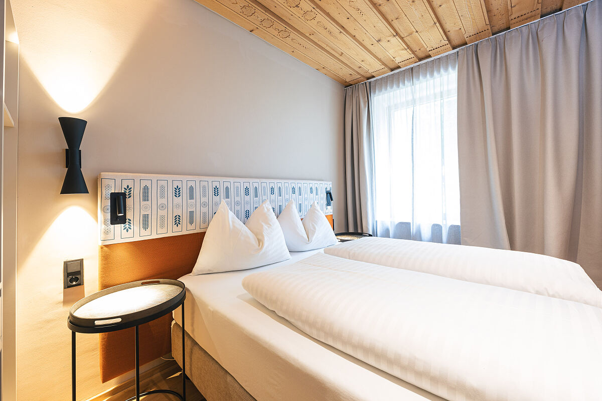 Upside Down Town Hotel - Neue Post_Zimmer_16