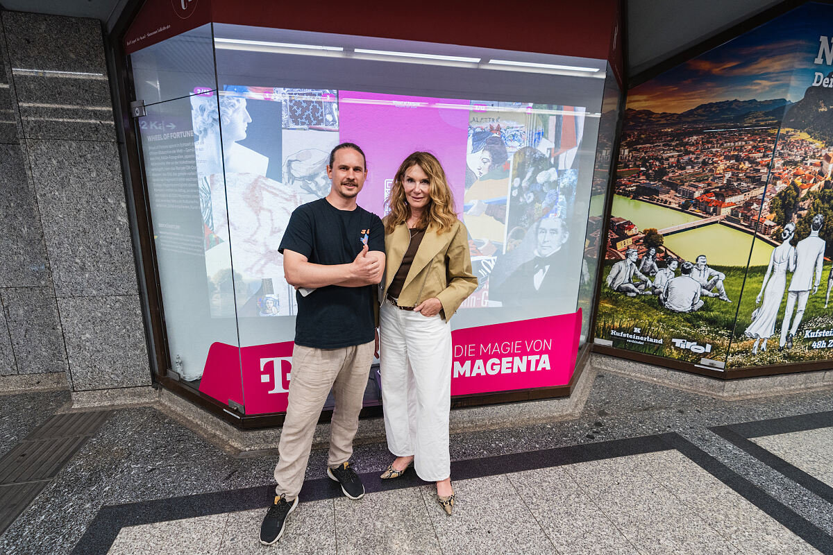 Magenta Art Spaces_Sebastian Schager_Wheel of Fortune_Künstler Sebastian Schager mit Nicole Adler; For Women Only Network (c) Michael Stanzer, wardanetwork.at_2