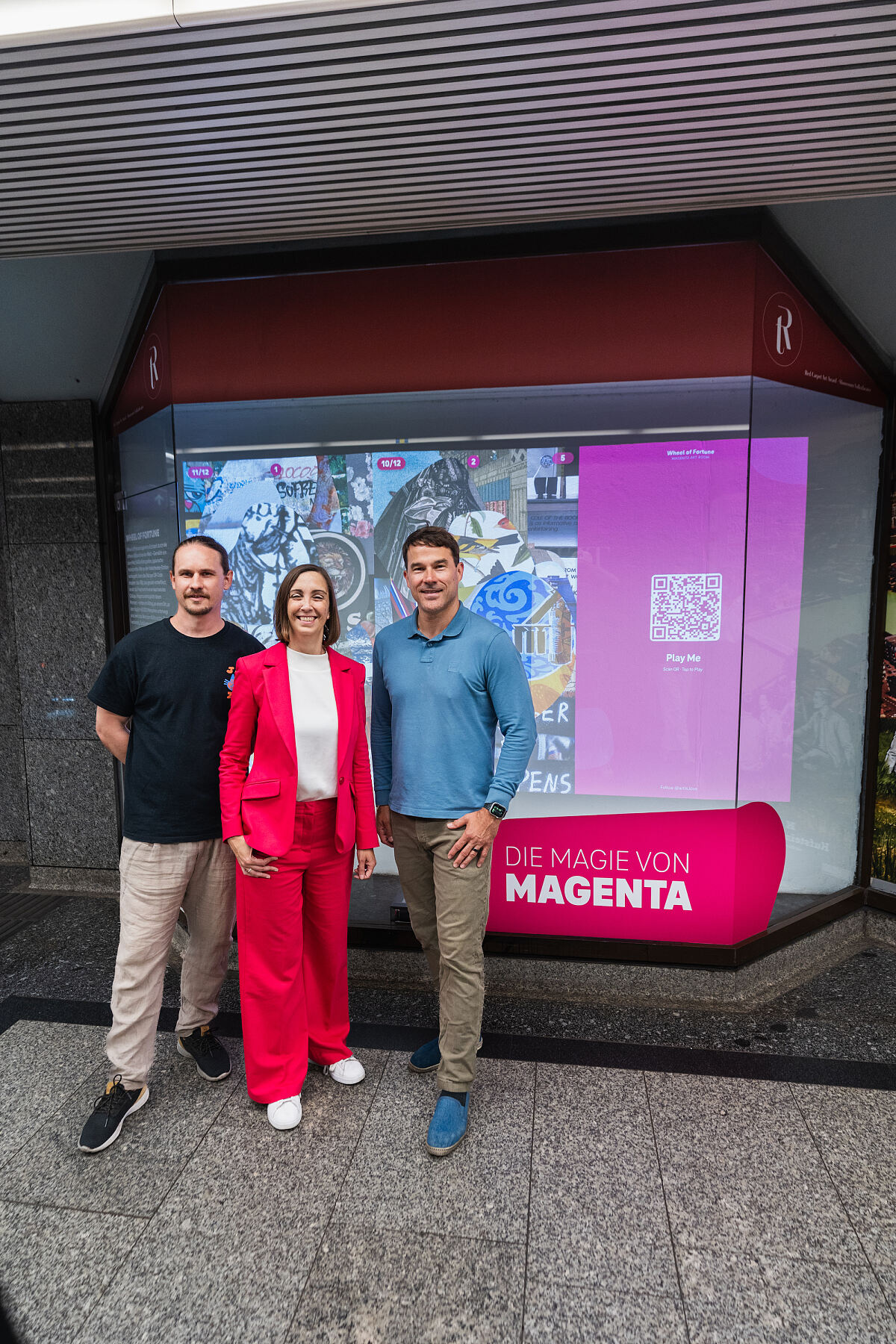 Magenta Art Spaces_Sebastian Schager_Wheel of Fortune_vlnr. Sebastian Schager, Barbara Klinser-Kammerzelt; Magenta VP Brand & MarCom, Alexander Gänsdorfer; Warda Network Director Strategy (c) Michael Stanzer, wardanetwork.at_1