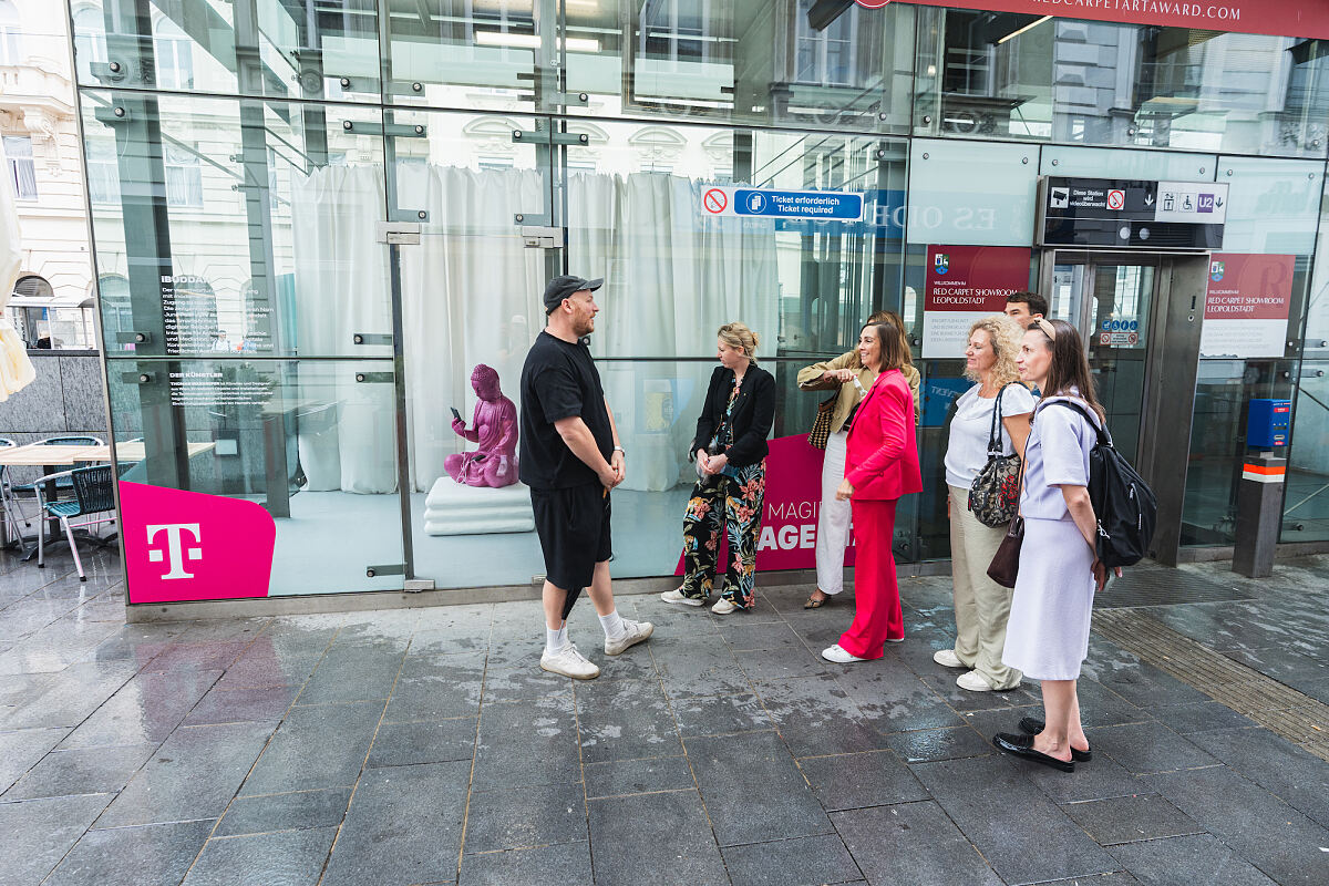Magenta Art Spaces_Thomas Waidhofer_iBuddha_U-Bahn Station Taborstraße (c) Michael Stanzer, wardanetwork.at_2