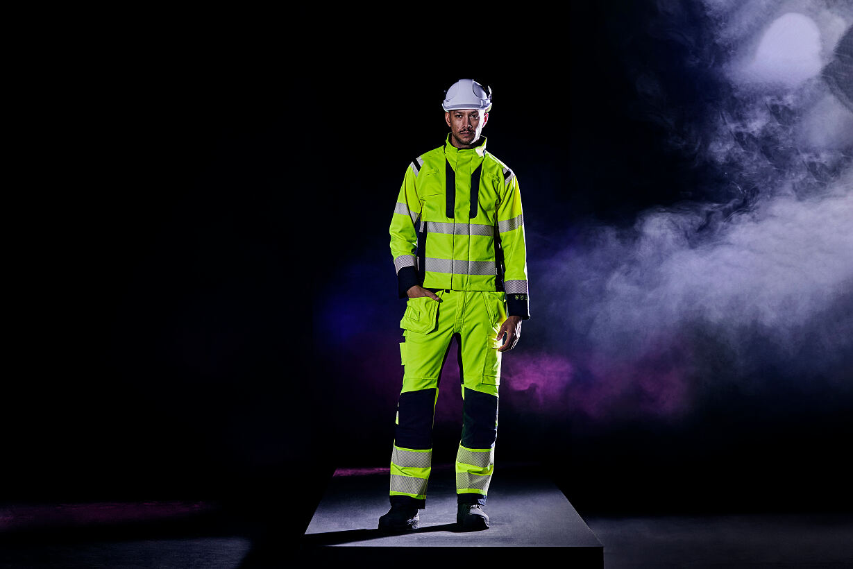 FRISTADS_Flamestat Green High Vis Jacke Kl. 3 4940 GFS_Multinorm Green_301355-171_EUR 392,58_1