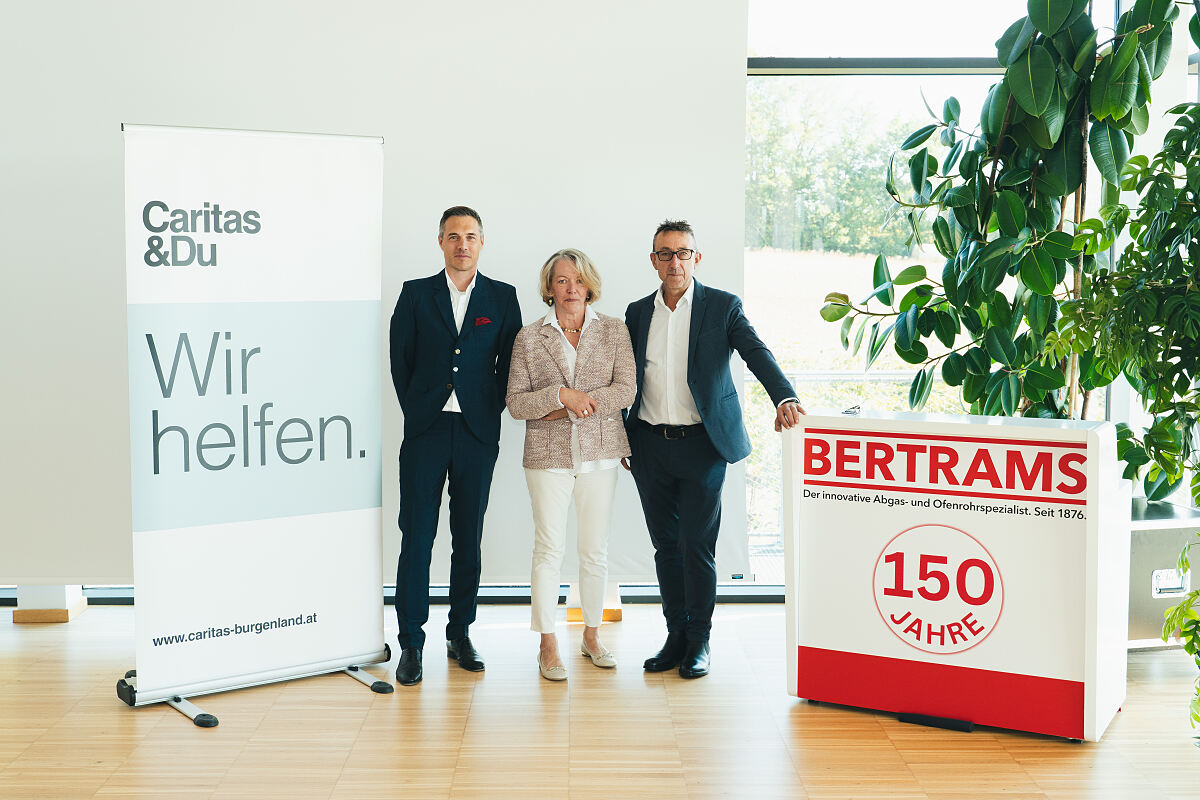 BERTRAMS x CARITAS_Pressekonferenz Wärme schenken_13.10.2026_Martin Wolfram, Hermine Rosen, Johann Steurer (c) MOIKMEDIA _ Leon Moik27