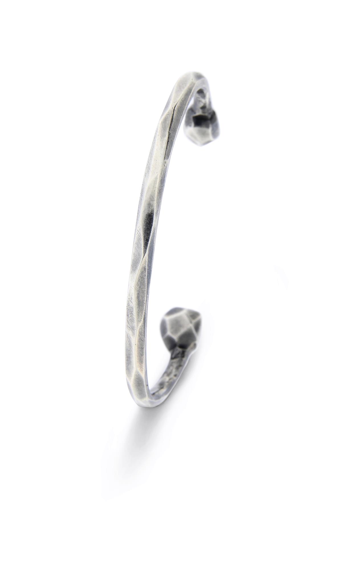 Katie g. Jewellery - Cutting Edge Bracelet Silber Oxidiert - Getragen und Patiniert 1 - ab 270€