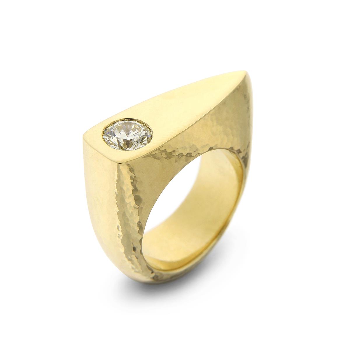 Katie g. Jewellery - Massiver Gelbgold Ring mit Brillant 2