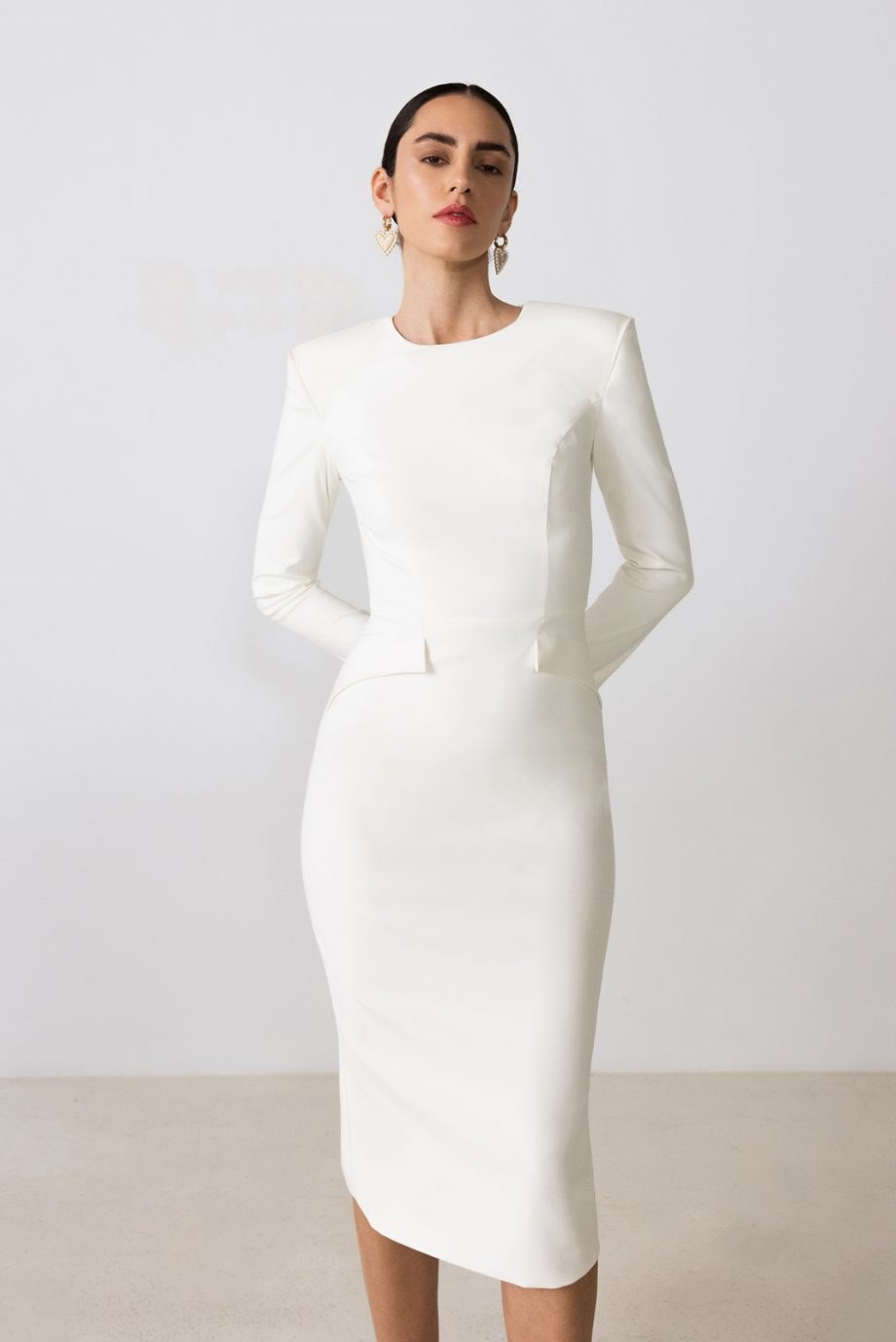 Loveglow Bridal Concept_ANNADI_2023_Evita Dress_3