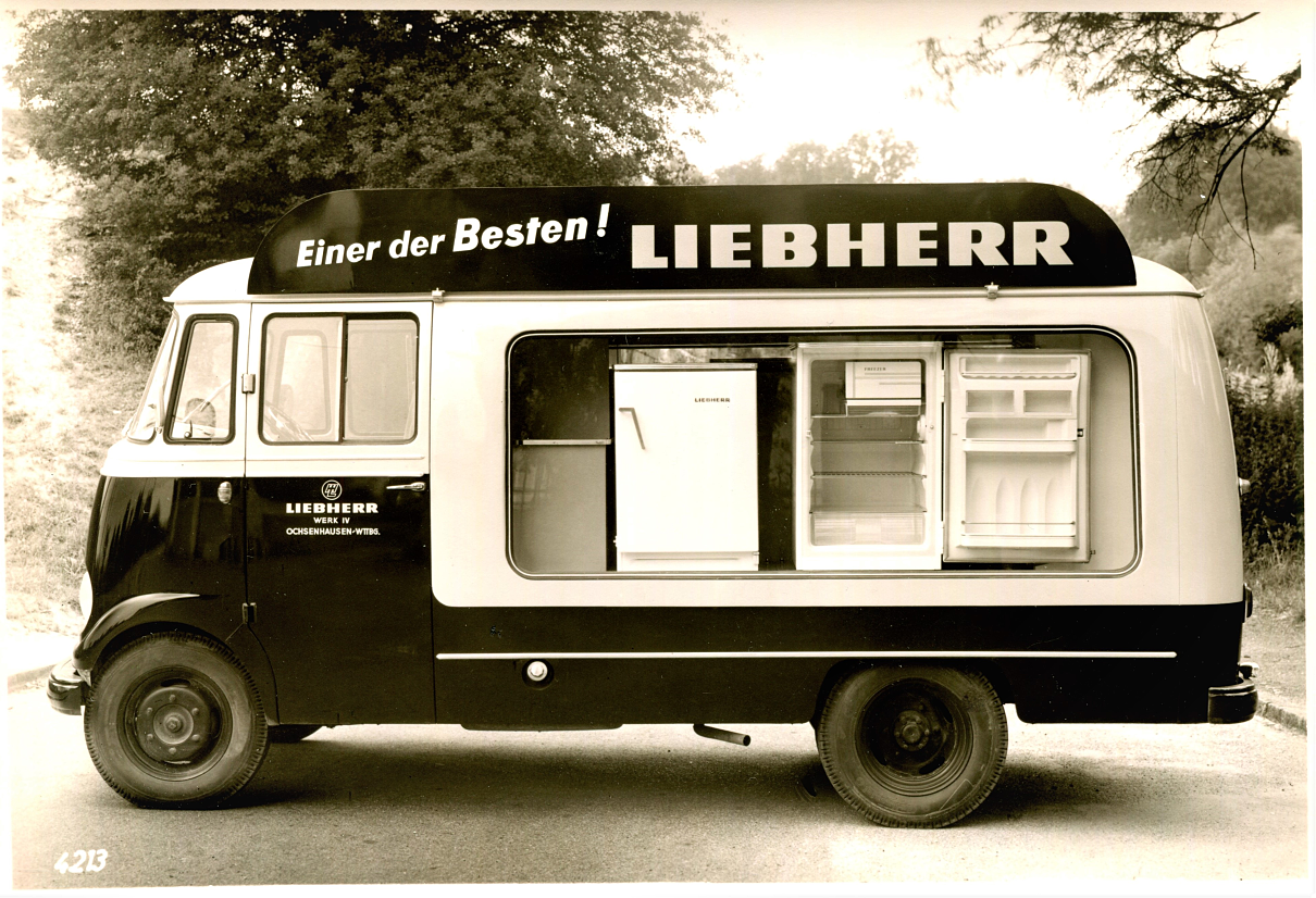 Liebherr_Roadhow_Bus_2023_(C) Liebherr