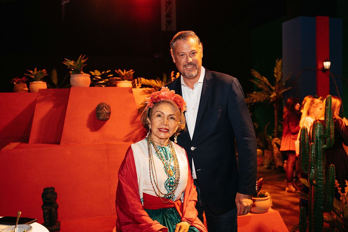VIVA FRIDA KAHLO_Dalila Leon C. de Kostal, Peter Hosek