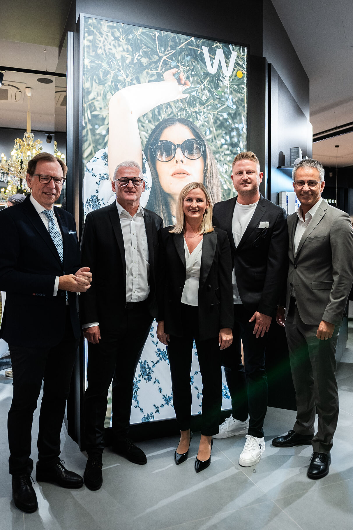 sehen!wutscher_Flagship Store Opening_vlnr. Abg.z. Bundesrat Mag. Christian Buchmann, Fritz Wutscher, Alexandra Wutscher-Hold, Fritz Wutscher jr., Stadtrat Kurt Hohensinner, MBA_(c) Björn B. – Agentur für Gestaltung_1