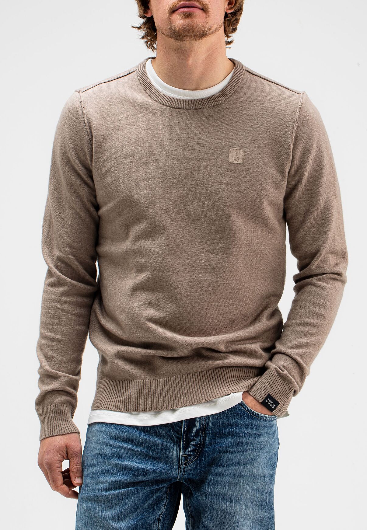 The Budims_Herren_Clifden Crew Sweater in Casablanca Beige von Butcher of Blue 3