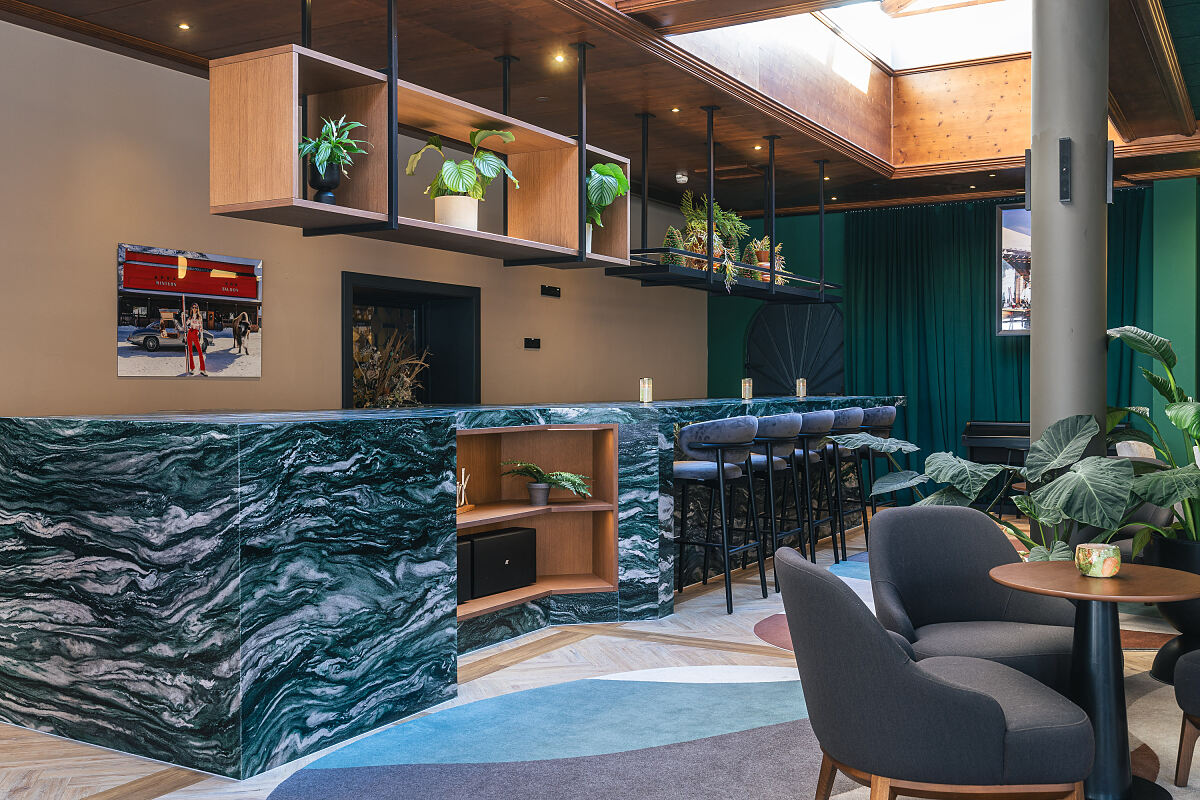 Neue Post – Upside Down Town Hotel_Lobby & Lapponia Bar_(c) Johannes Radlwimmer_3