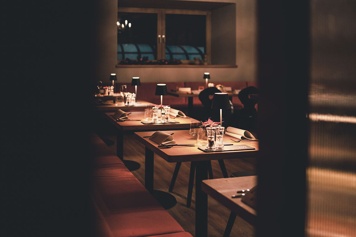 Upside Down Town Hotel – Neue Post_Restaurant (c) Moritz Mayer_1