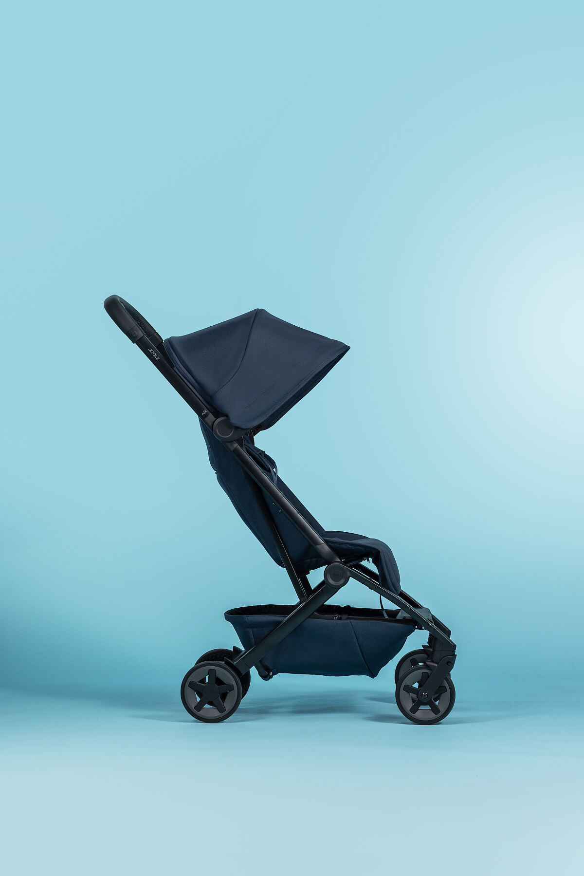 Joolz_Aer2_Dark Navy Blue_EUR 469 (c) Joolz_5