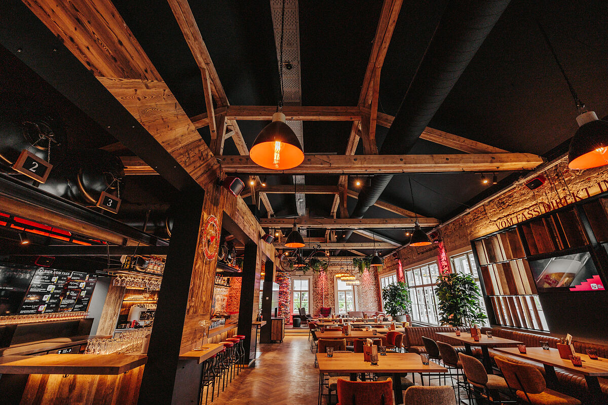 FREIHERZ_Brauwohnzimmer (c) Philipp Lipiarski_5