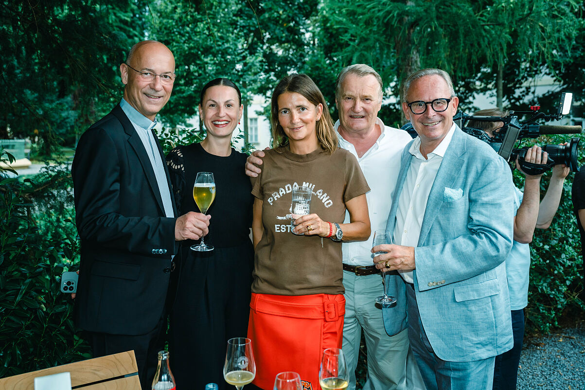 FREIHERZ_VIP Opening 26.6.2025 Toni Faber, Lisa Haider, Heinrich Dieter Kiener und Alessandra Kiener, Karl Mahrer (c) Eugen Nemecek_38