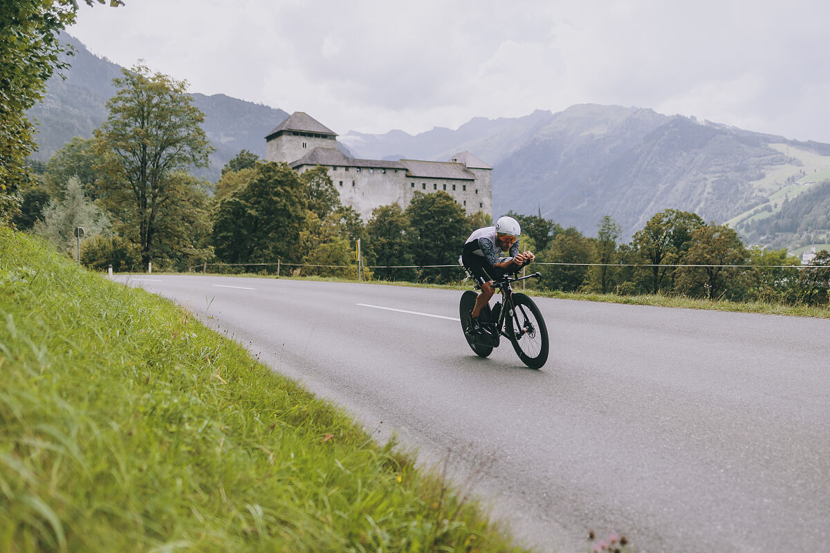 Upside Down Town Hotel - Neue Post - IRONMAN-70.3 (c) Zell am See-Kaprun Tourismus