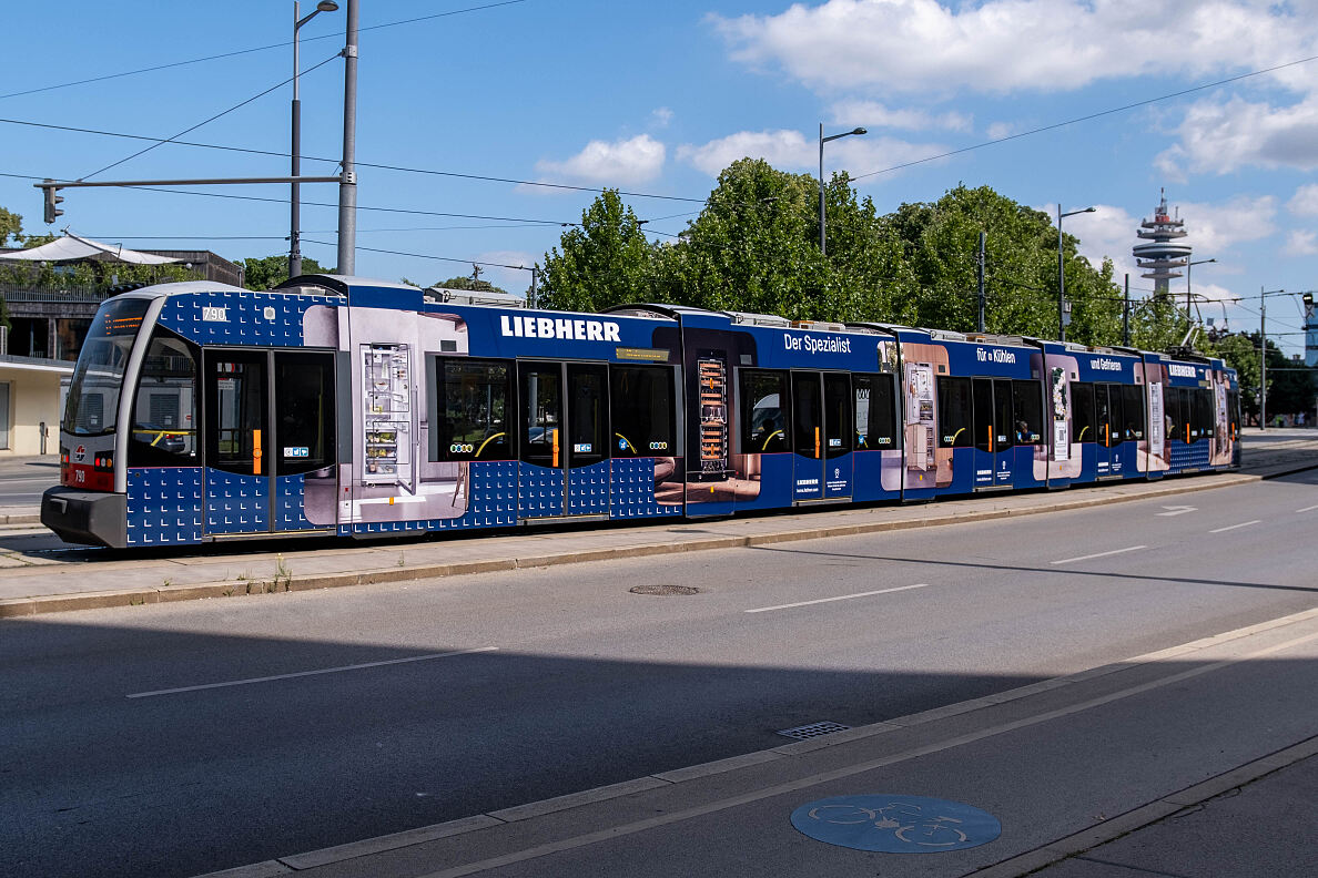 Liebherr-Hausgeräte_Straßenbahnlinie D (c) Philipp Loppauer_2