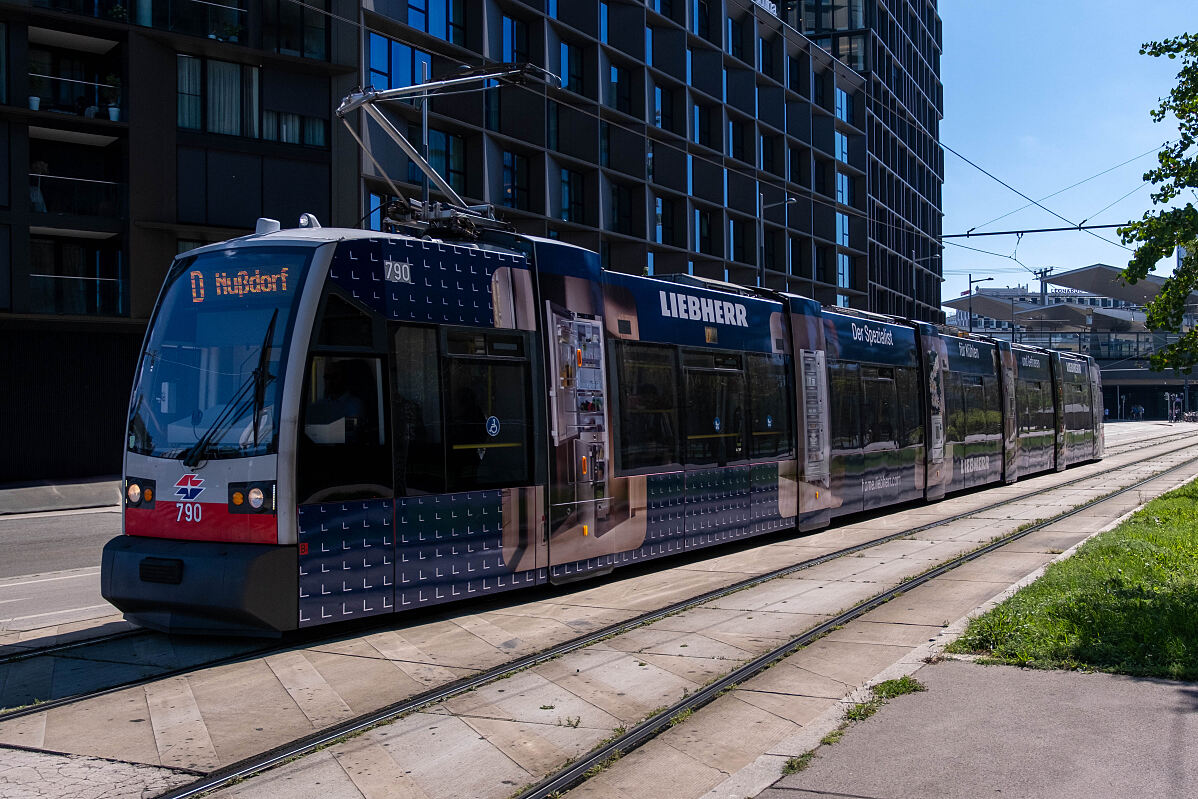Liebherr-Hausgeräte_Straßenbahnlinie D (c) Philipp Loppauer_3