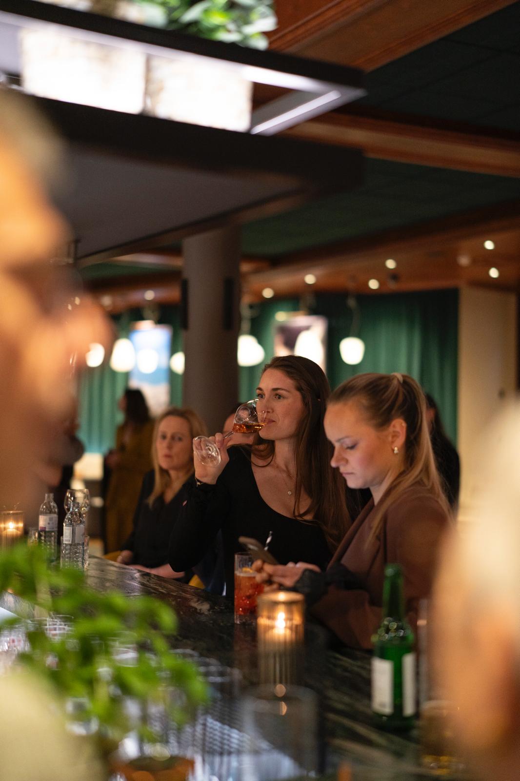 Upside Down Town Hotel – Neue Post_Bubbles & Beats (c) Moritz Mayer _ @momayer.media_1