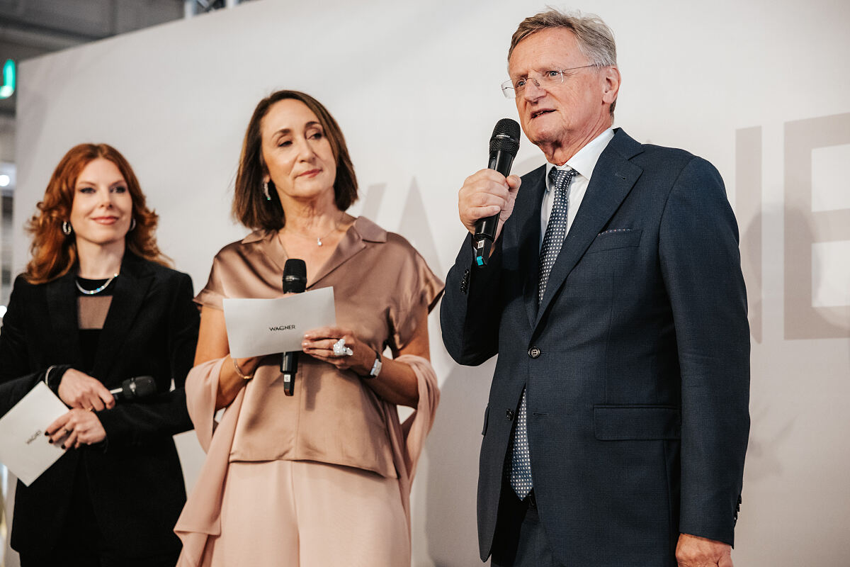 WAGNER lud zur Eröffnung des neu gestalteten WAGNER Stammhauses_Teresa Vogl, Katharina und Hermann Gmeiner-Wagner (c) Philipp Lipiarski_6