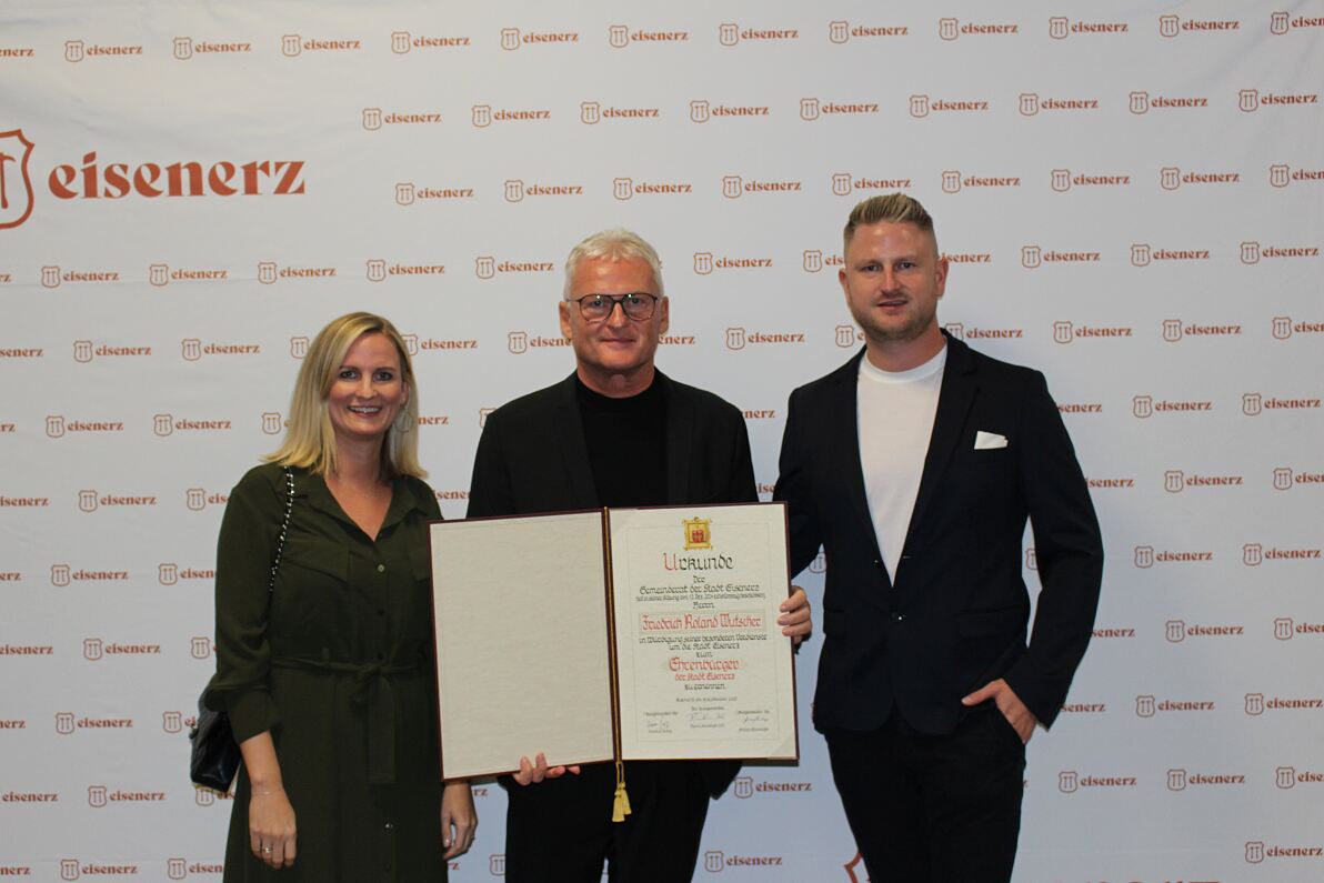 sehen!wutscher_Familie Wutscher_vlnr. Alexandra Wutscher-Hold, Fritz Wutscher, Fritz Wutscher jr. (c) Gemeinde Eisenerz_1