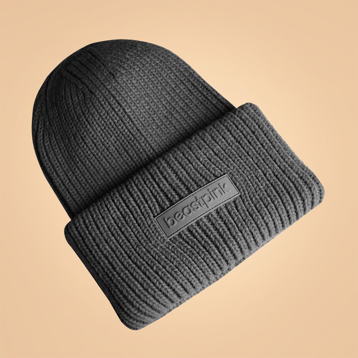 GymBeam_winter_beanie_silver_black_beastpink_EUREUR_13,50_ (c) GymBeam_ 12