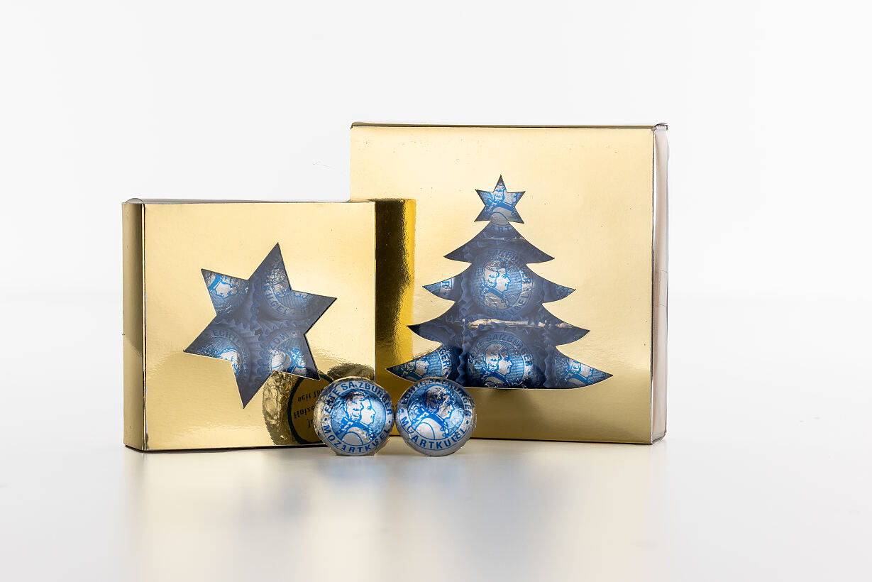 Holzermayr_Weihnachtsedition_Presentbox_mit_Motiv_Stern_Tanne_Gold_©Nikolaus Faistauer