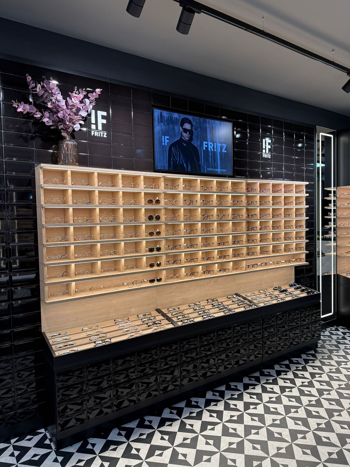 sehen!wutscher_Filiale City Arkaden Klagenfurt_5