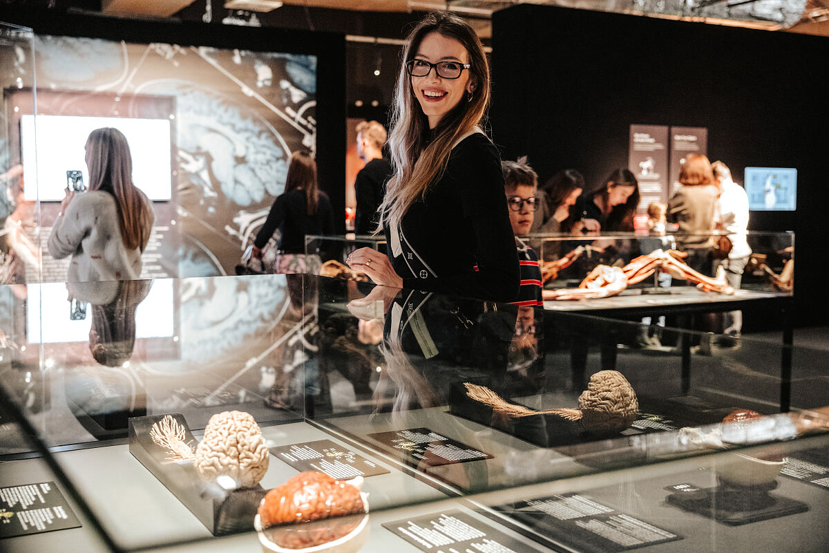 KOERPERWELTEN – Pre-Opening am 20.11. in Wien (c) PhilippLipiarski_10