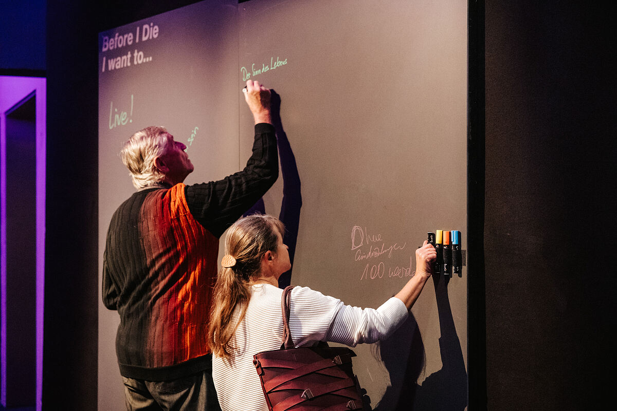 KOERPERWELTEN – Pre-Opening am 20.11. in Wien (c) PhilippLipiarski_11