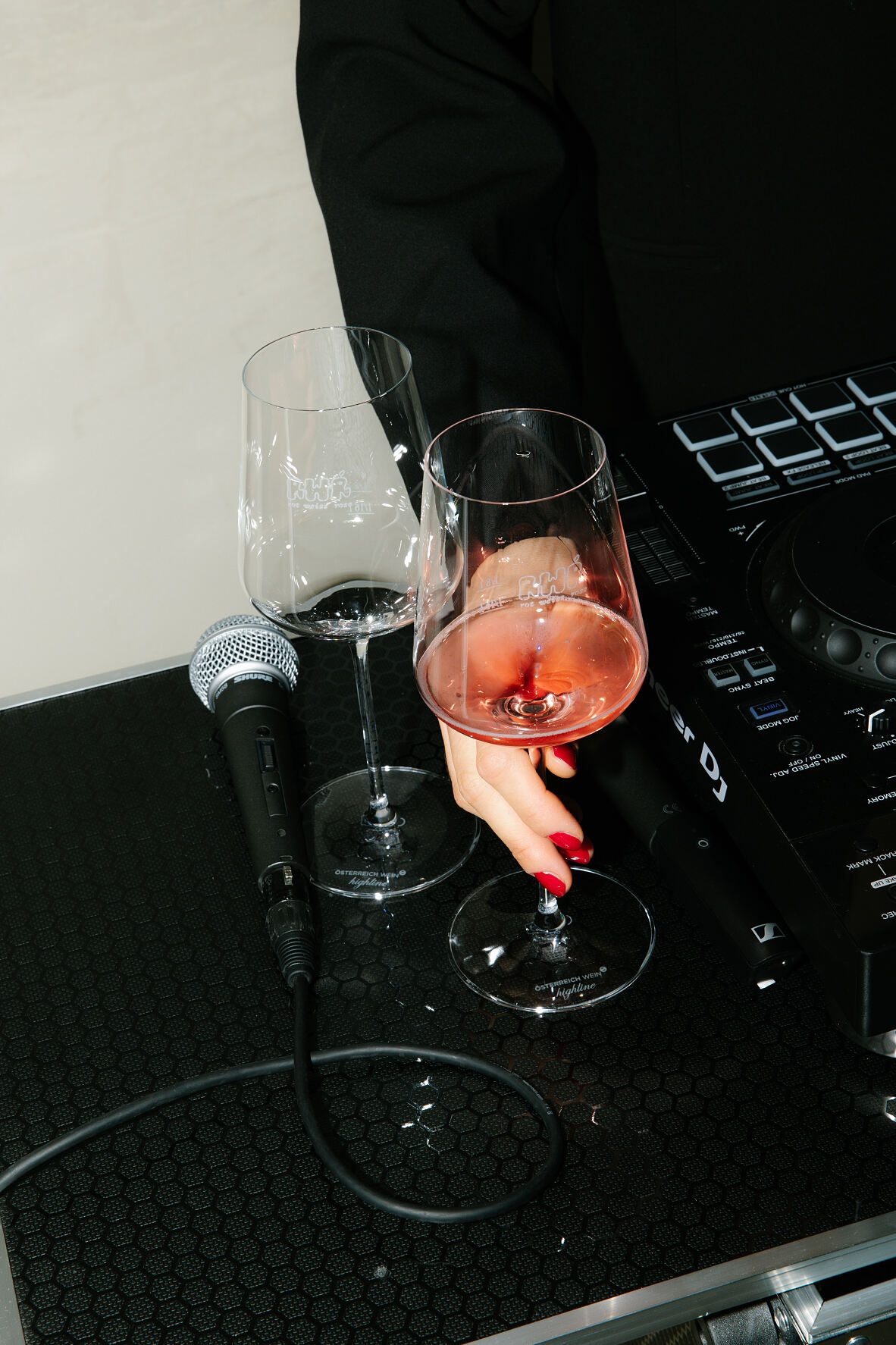 rot weiss rosé_The Launch Experience_reverse the rules (c) Iris Amalia_2
