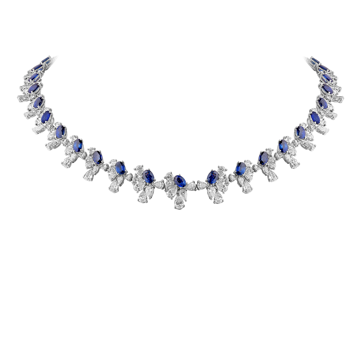 WAGNER_Masterpiece_Collier_18 kt Weissgold, 17,78 ct Diamanten, Saphier_Preis auf Anfrage