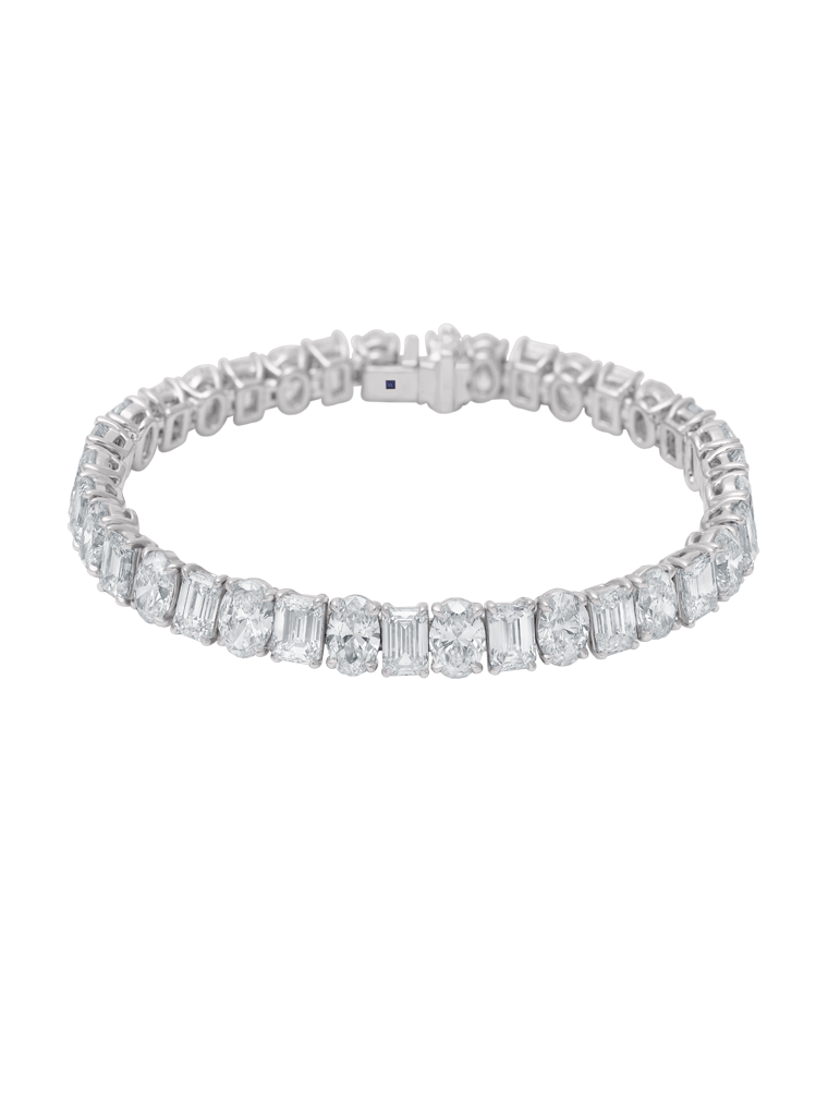 WAGNER_Riviere Emerald_Armband_18 kt Weissgold, 25,4, ct Diamanten_Preis auf Anfrage