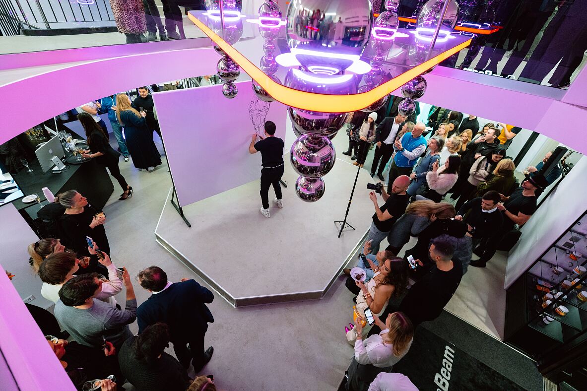 GymBeam Fitness Hub Opening_Live Art Show by Martin Tardy_(c) GymBeam_2